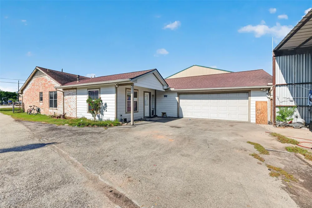 2934 Washington Drive Houston, TX 77038