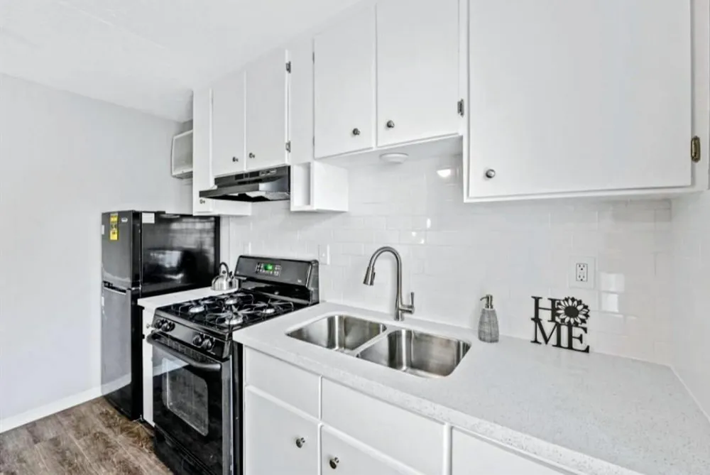 12918 Peggys Lane #C Houston, TX 77015