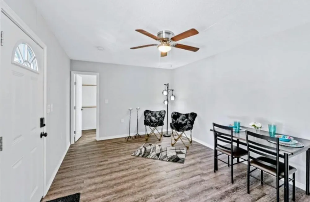 12918 Peggys Lane #C Houston, TX 77015