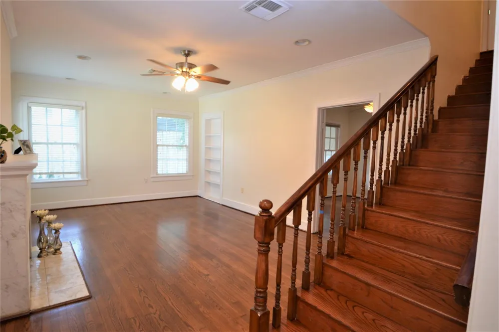 2135 Bissonnet Street Houston, TX 77005