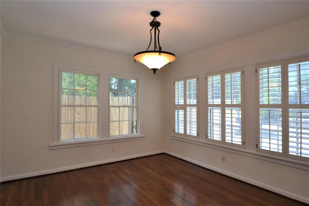 2135 Bissonnet Street Houston, TX 77005