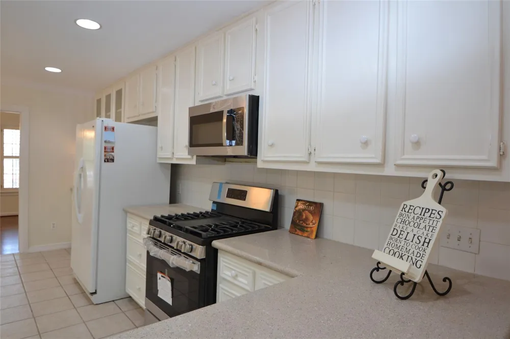 2135 Bissonnet Street Houston, TX 77005