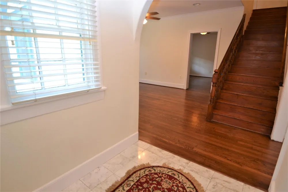 2135 Bissonnet Street Houston, TX 77005
