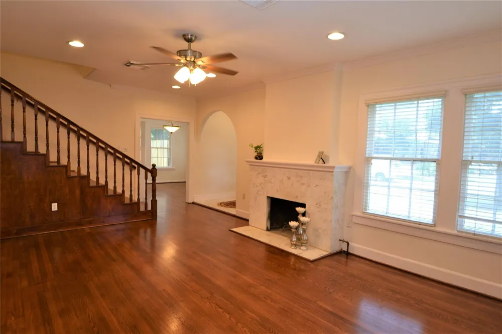 2135 Bissonnet Street Houston, TX 77005