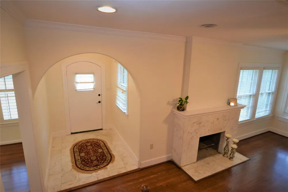 2135 Bissonnet Street Houston, TX 77005