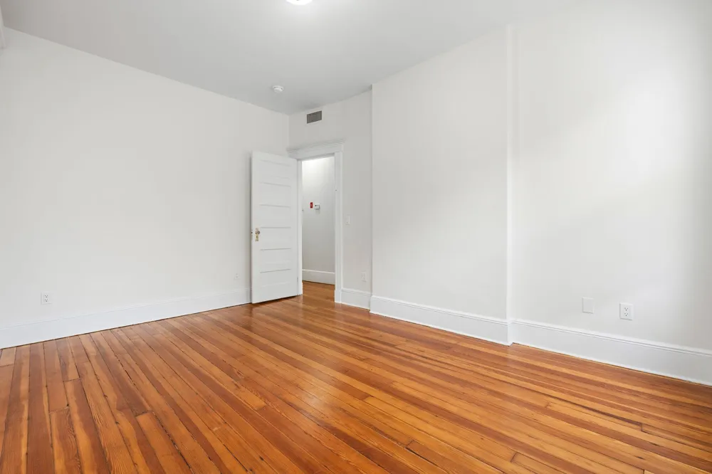114 SHIPPEN ST Weehawken, NJ 07086