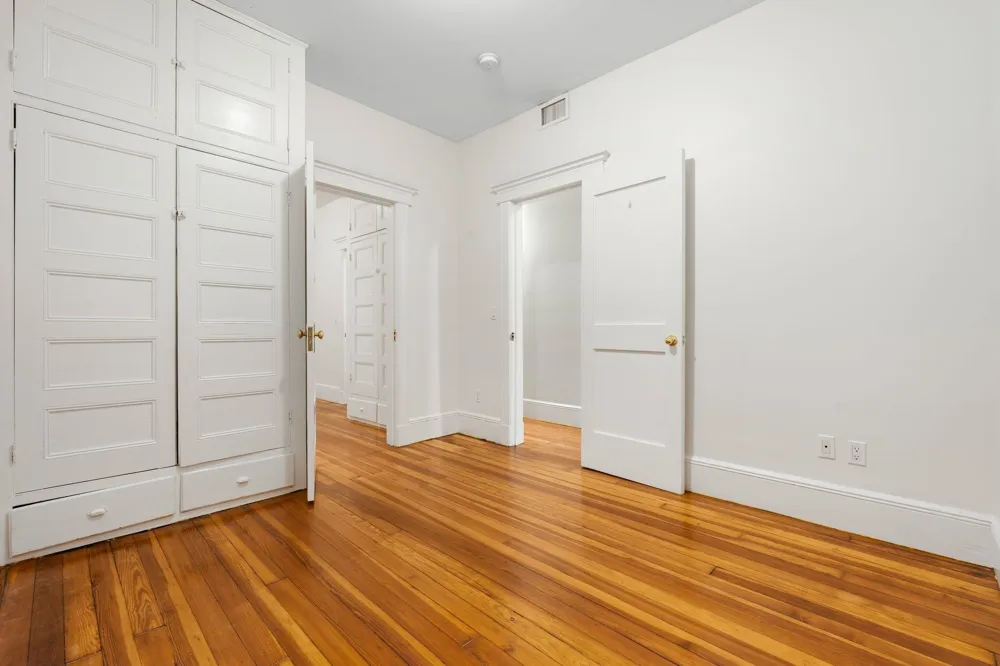 114 SHIPPEN ST Weehawken, NJ 07086
