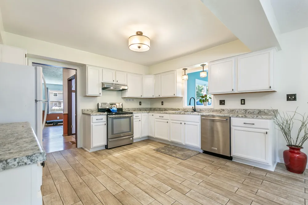 1411 E Rishel Road Sturgis, MI 49091