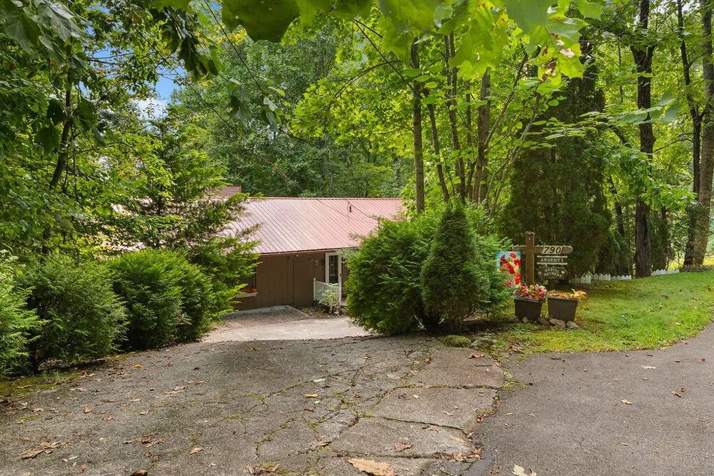 Woodland Heights Franklin, NC 28734