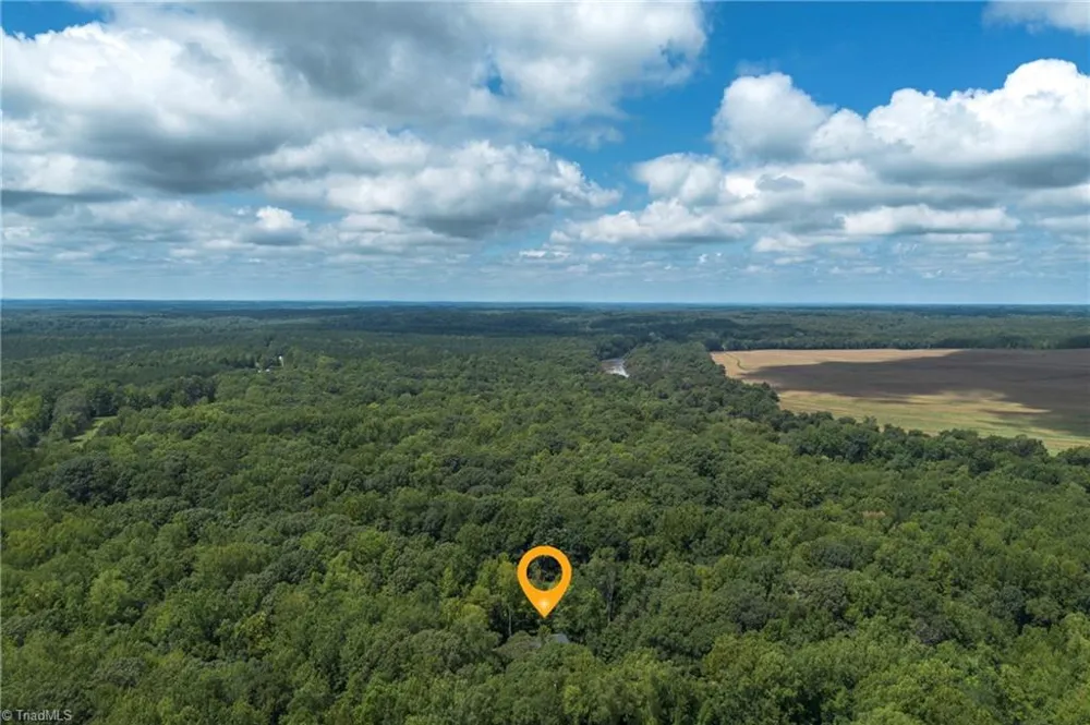 381 Hunters Point Lexington, NC 27295