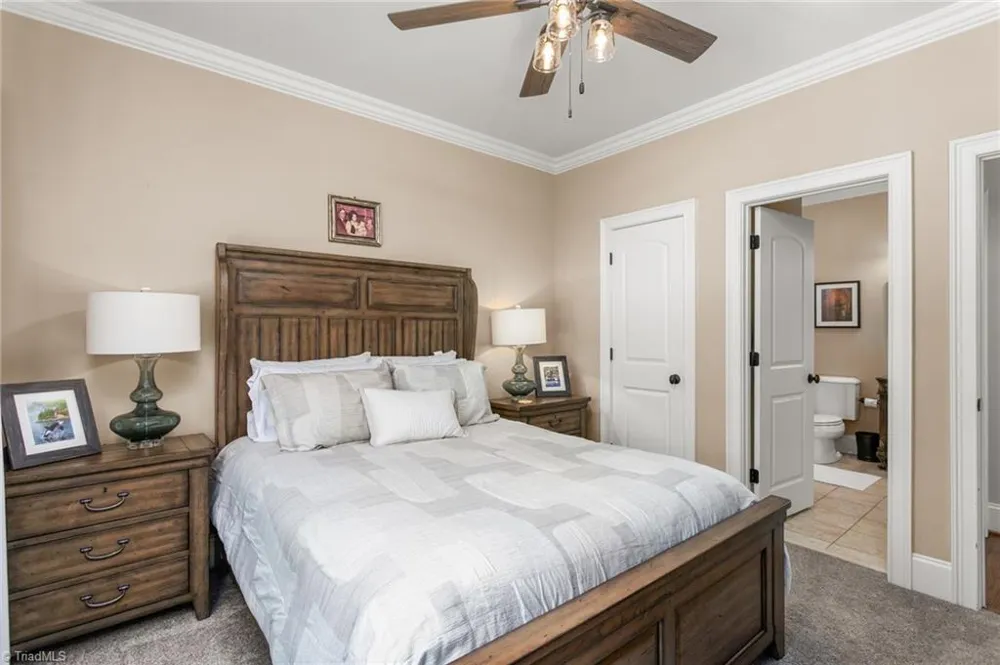 6002 Windsor Circle Elon, NC 27244