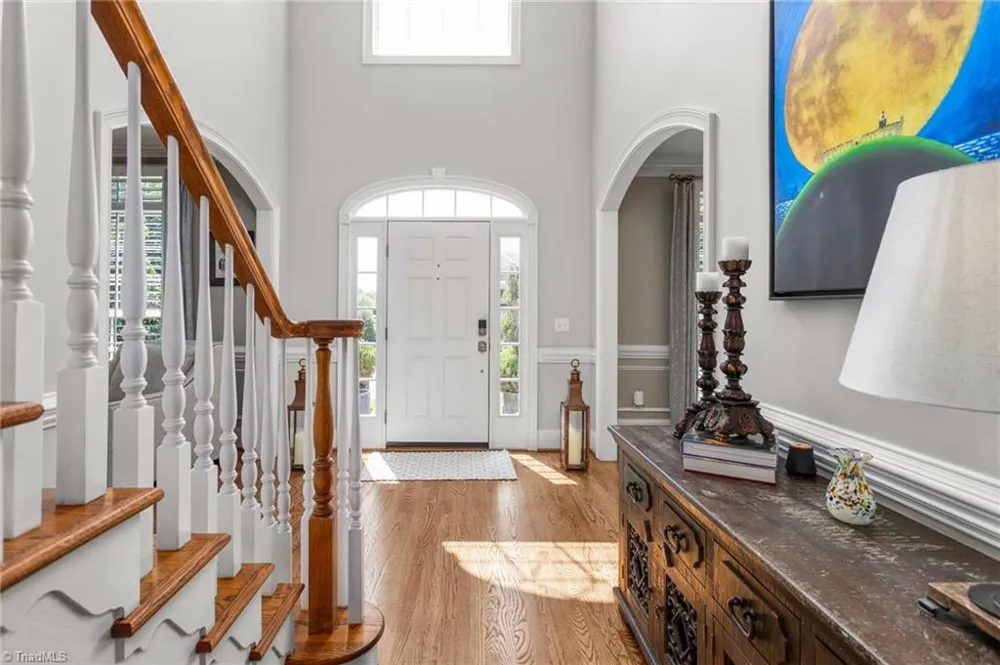 6002 Windsor Circle Elon, NC 27244
