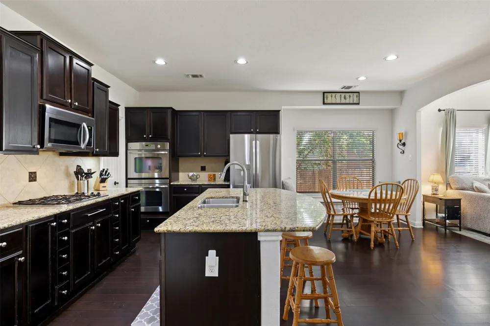 2474 Santa Barbara Loop Round Rock, TX 78665