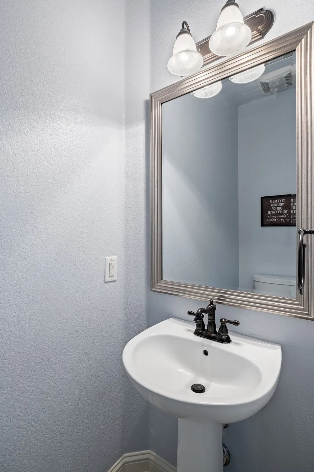 2474 Santa Barbara Loop Round Rock, TX 78665