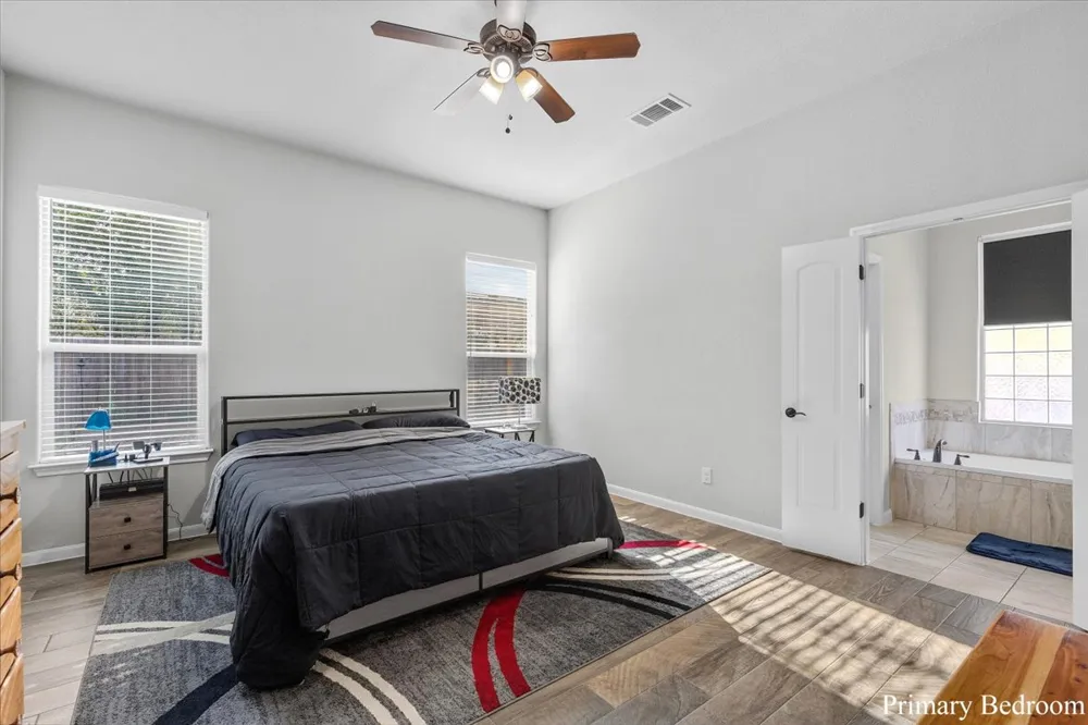 137 S Pohakea Drive Bastrop, TX 78602