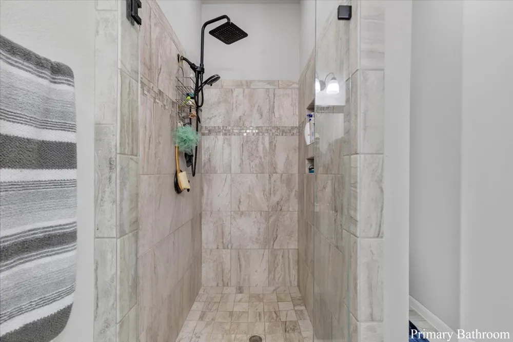 137 S Pohakea Drive Bastrop, TX 78602