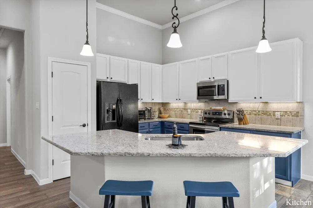137 S Pohakea Drive Bastrop, TX 78602