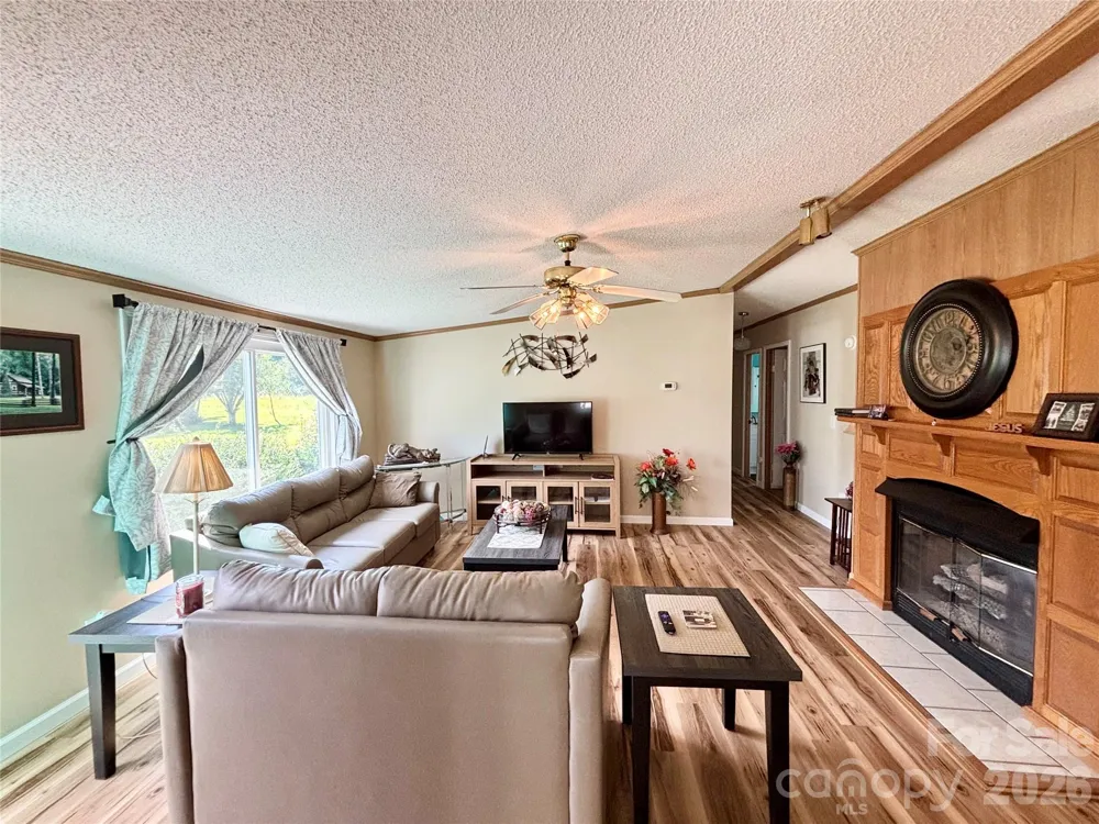 236 Riverwind Drive Hendersonville, NC 28739