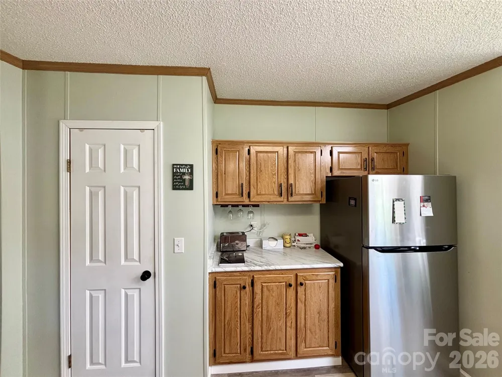 236 Riverwind Drive Hendersonville, NC 28739