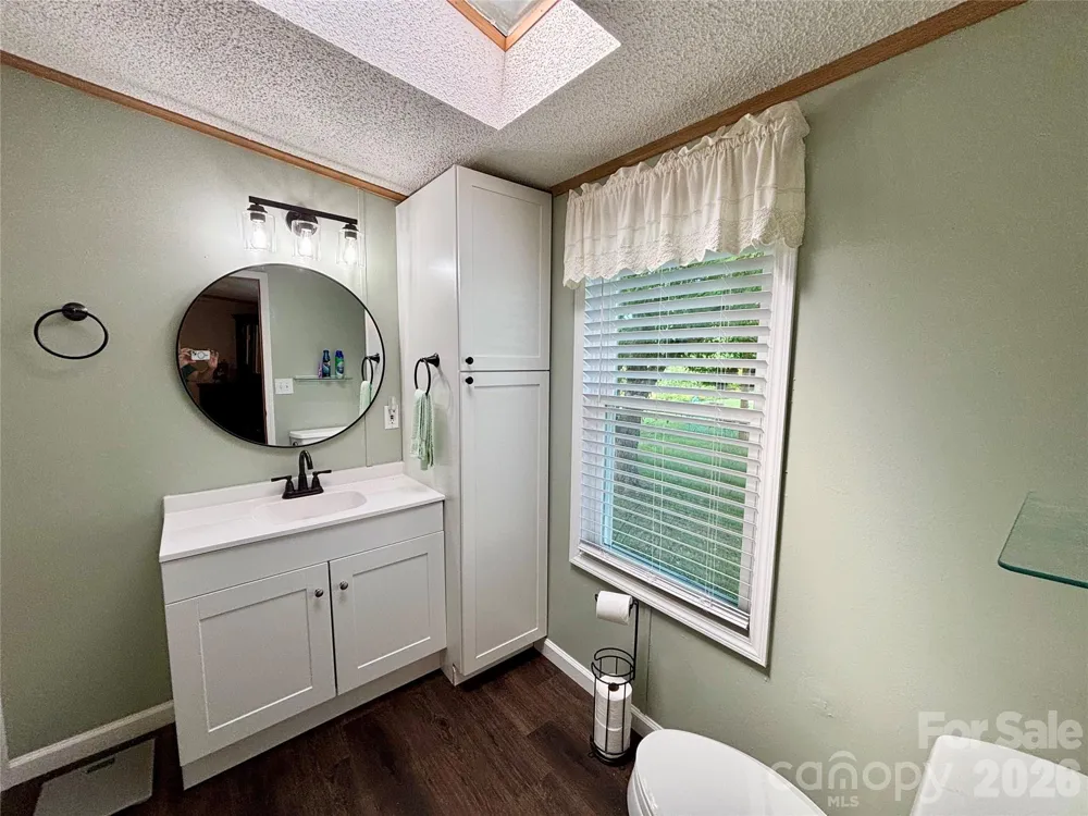 236 Riverwind Drive Hendersonville, NC 28739