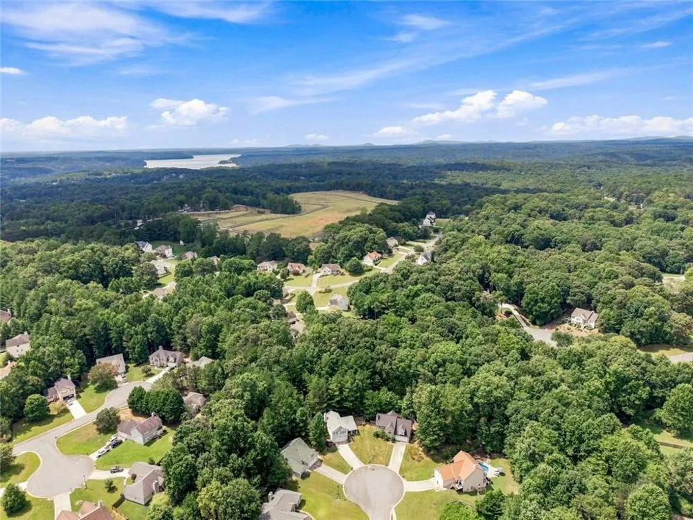 216 Mystic Hollow Canton, GA 30114
