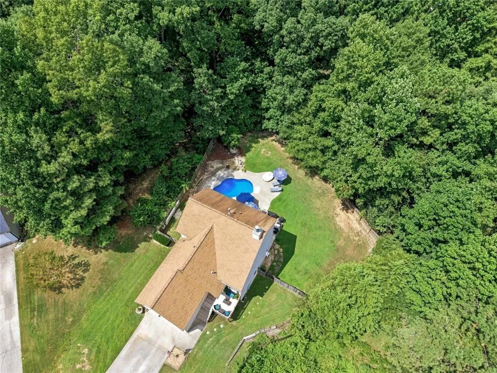216 Mystic Hollow Canton, GA 30114