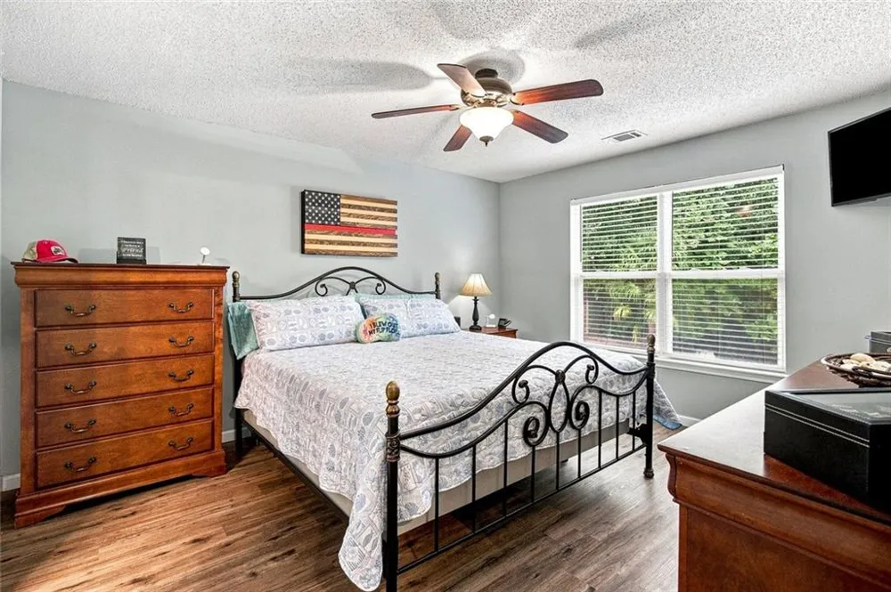 216 Mystic Hollow Canton, GA 30114