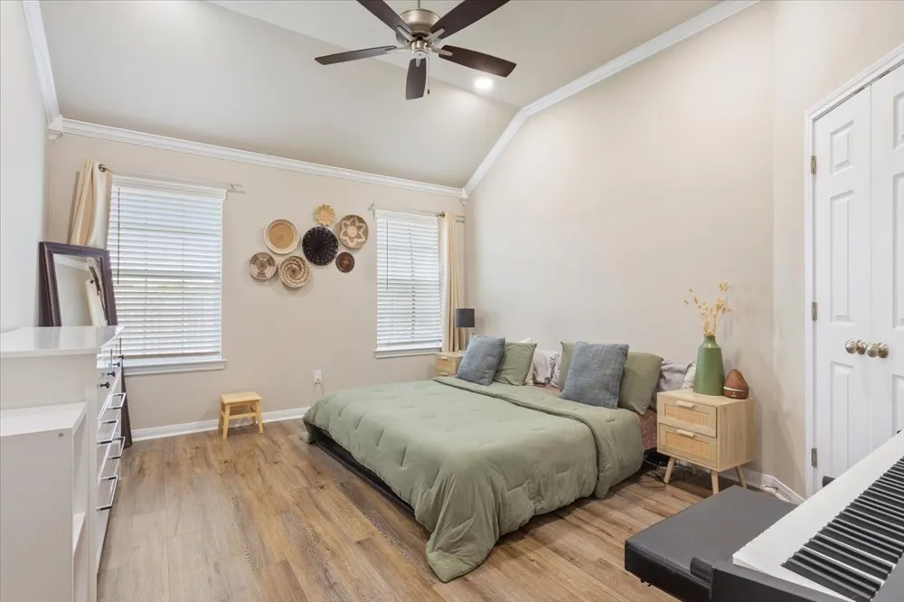 2518 Yoder Lane Robinson, TX 76706