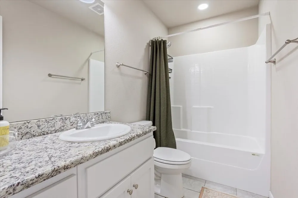 2518 Yoder Lane Robinson, TX 76706