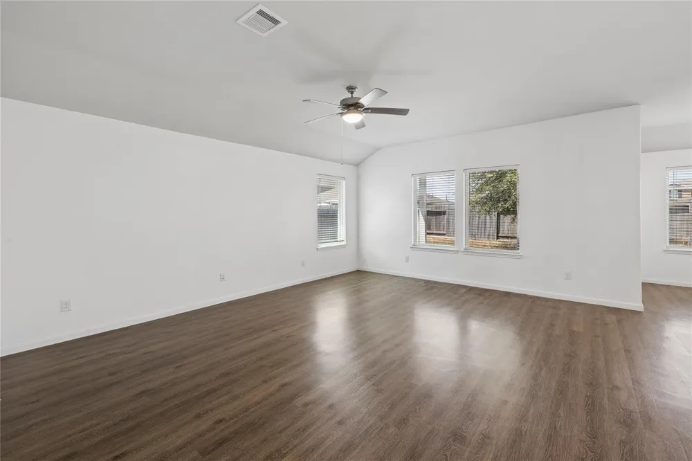 2111 Levant Lane Baytown, TX 77523