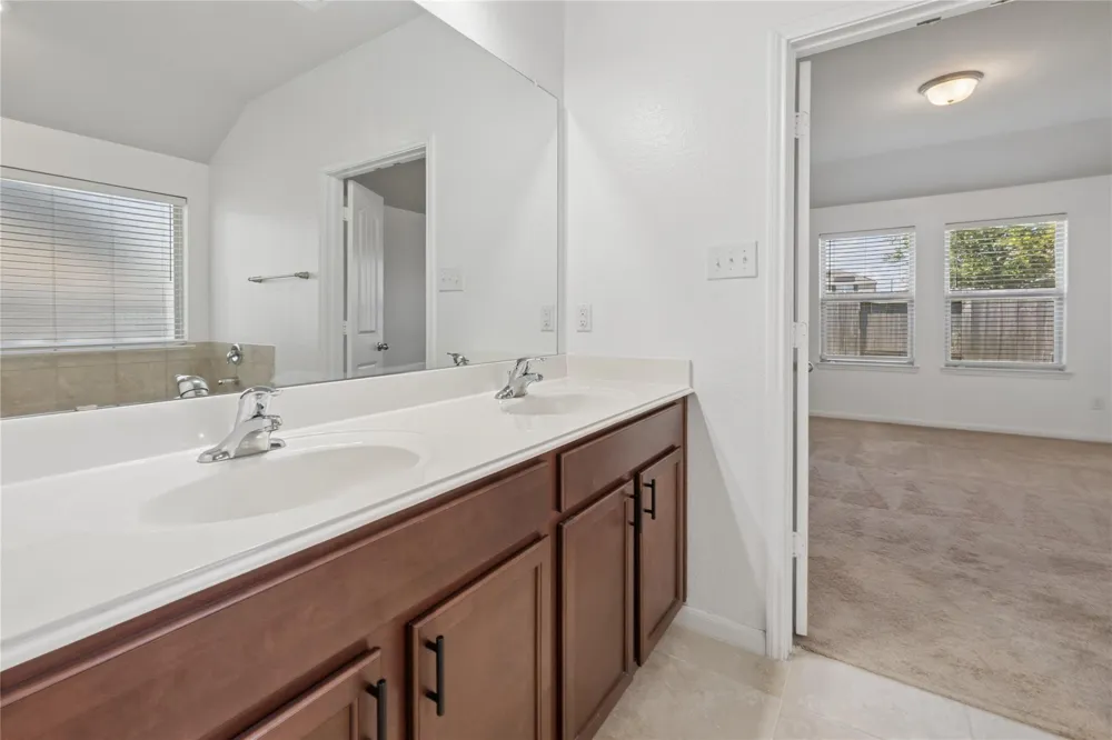 2111 Levant Lane Baytown, TX 77523