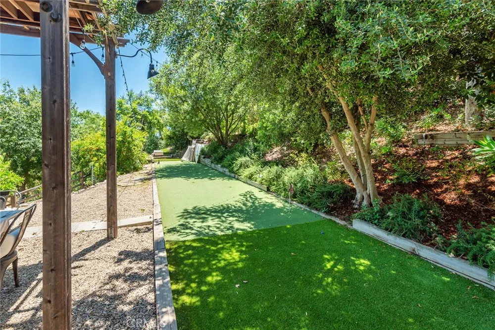 5207 SADDLE CREEK ROAD Hidden Hills, CA 91302