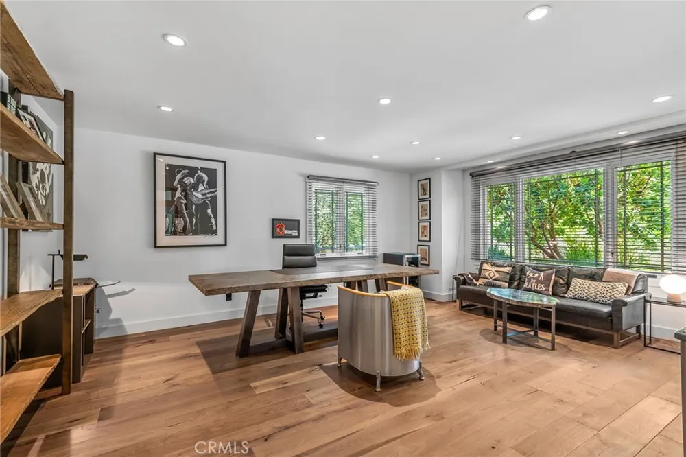 5207 SADDLE CREEK ROAD Hidden Hills, CA 91302