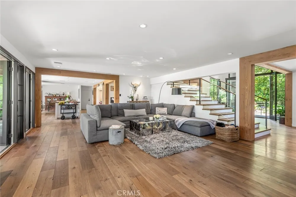 5207 SADDLE CREEK ROAD Hidden Hills, CA 91302
