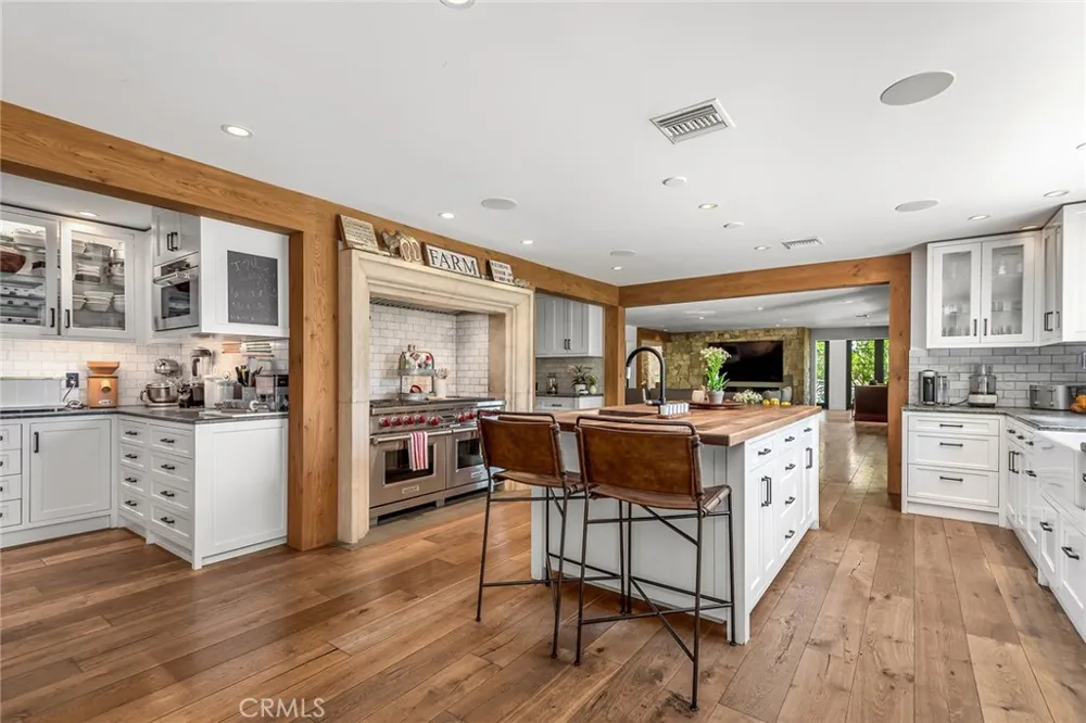 5207 SADDLE CREEK ROAD Hidden Hills, CA 91302