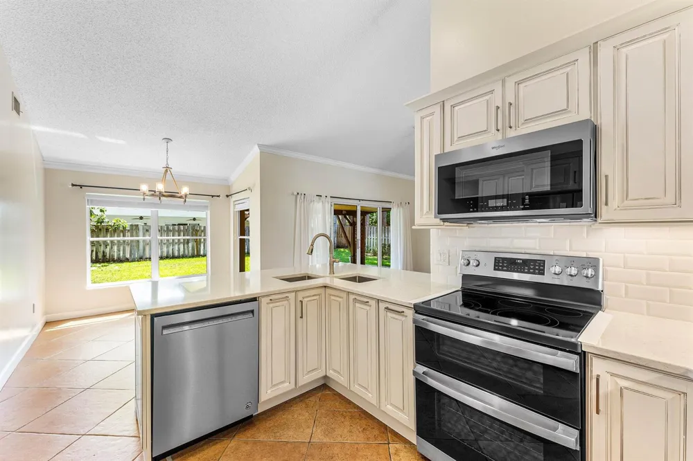 13053 Meadowbreeze Drive Wellington, FL 33414
