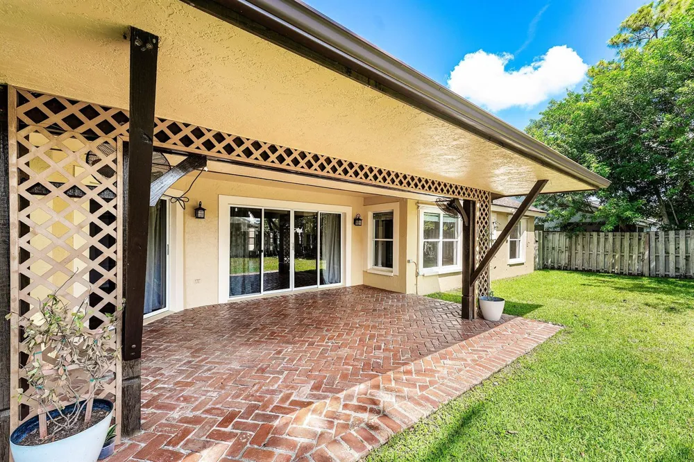 13053 Meadowbreeze Drive Wellington, FL 33414