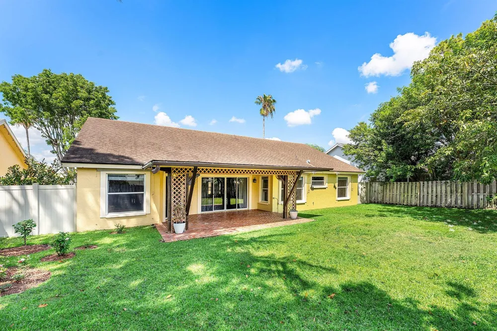 13053 Meadowbreeze Drive Wellington, FL 33414