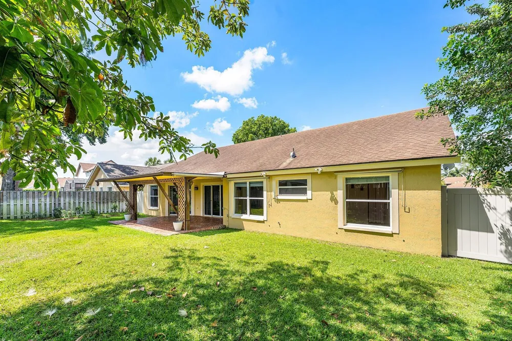 13053 Meadowbreeze Drive Wellington, FL 33414
