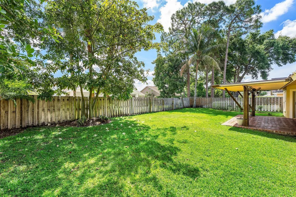 13053 Meadowbreeze Drive Wellington, FL 33414