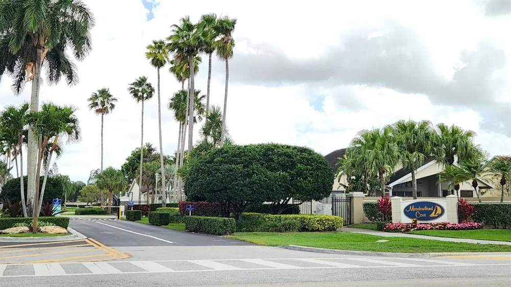 13053 Meadowbreeze Drive Wellington, FL 33414