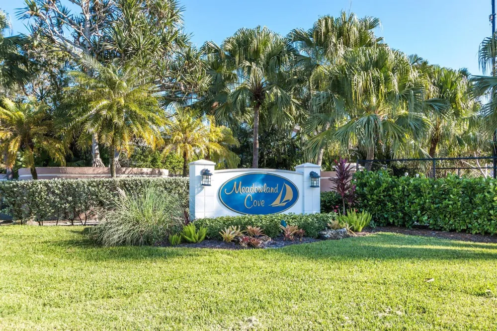 13053 Meadowbreeze Drive Wellington, FL 33414