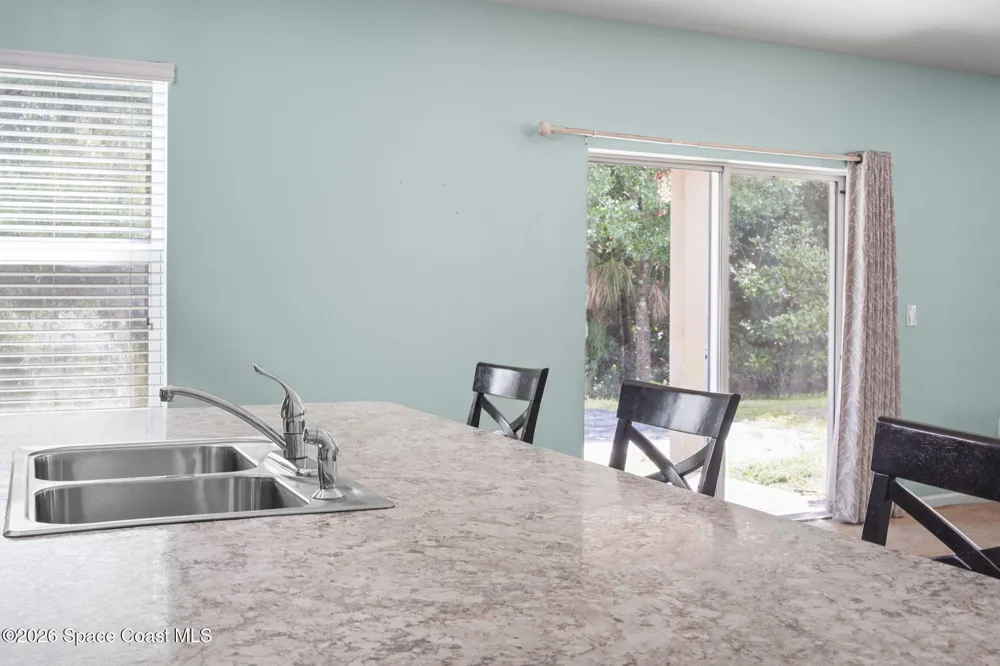 2635 Falcon Lane Mims, FL 32754