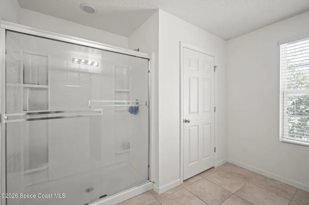 2635 Falcon Lane Mims, FL 32754