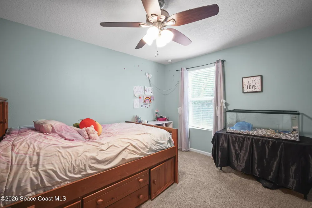 2635 Falcon Lane Mims, FL 32754