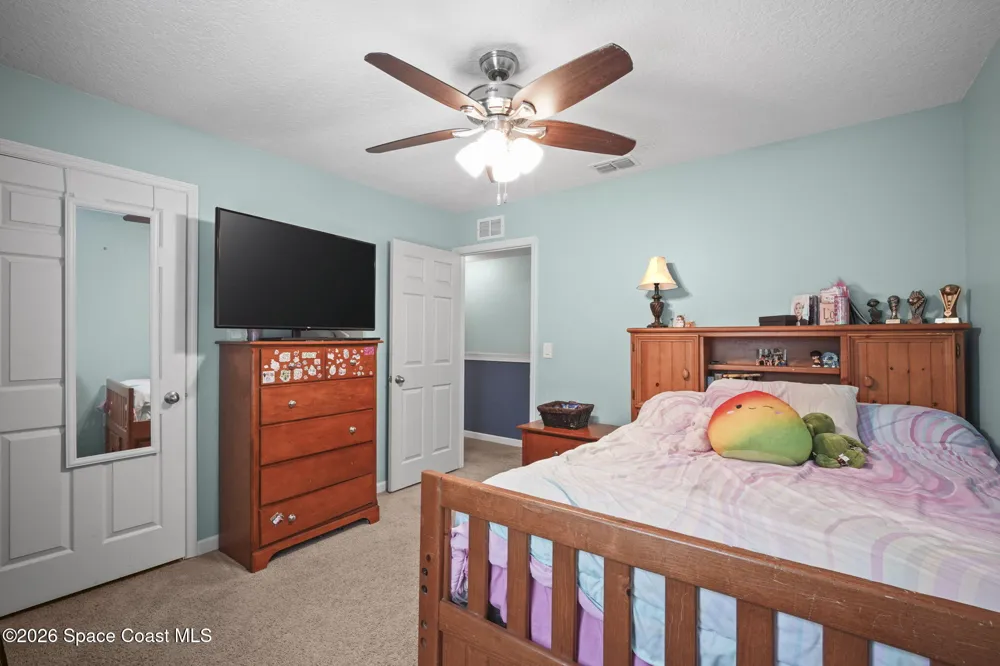 2635 Falcon Lane Mims, FL 32754