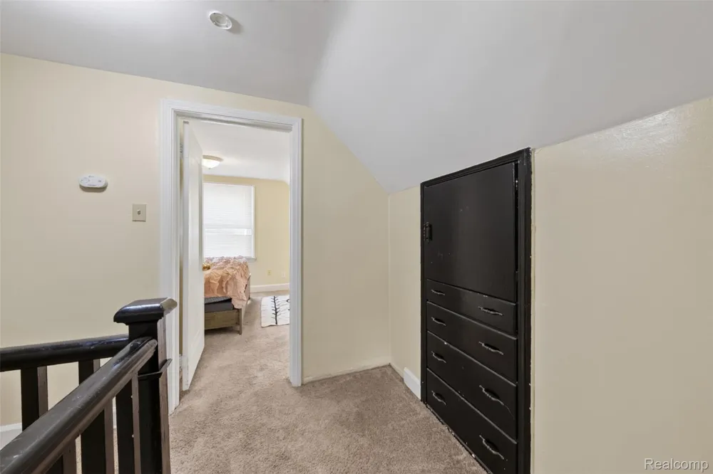 15153 Cavour Street Livonia City, MI 48154