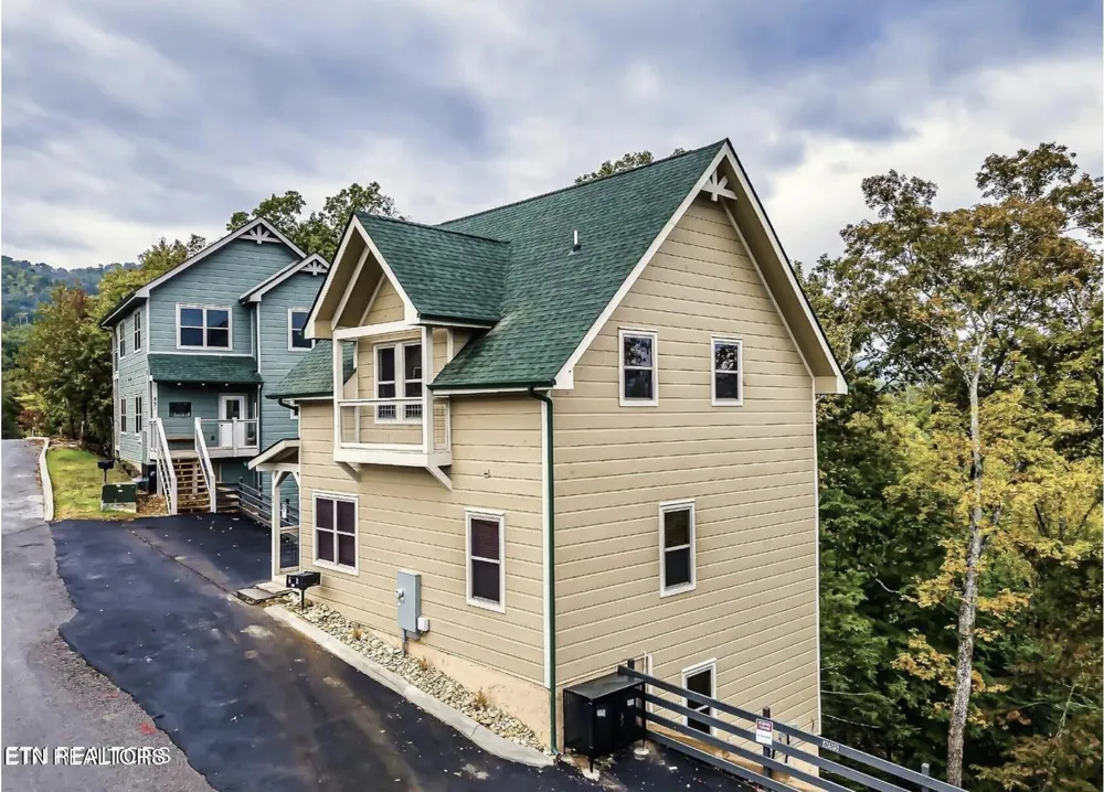 855 Osprey Way Pigeon Forge, TN 37863