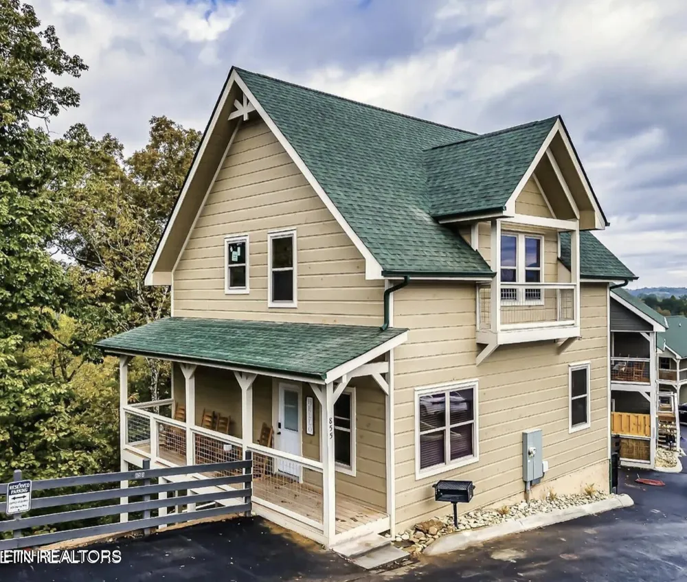 855 Osprey Way Pigeon Forge, TN 37863
