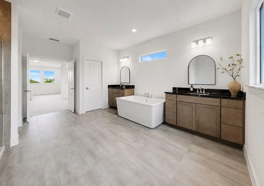 6117 GOLDEN BEACH DRIVE Apollo Beach, FL 33572